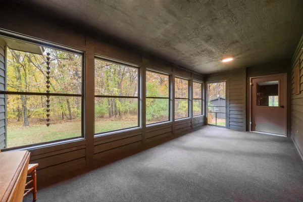 $650,000 | 13461 Burroughs Street Northeast, Lowell, MI 49331