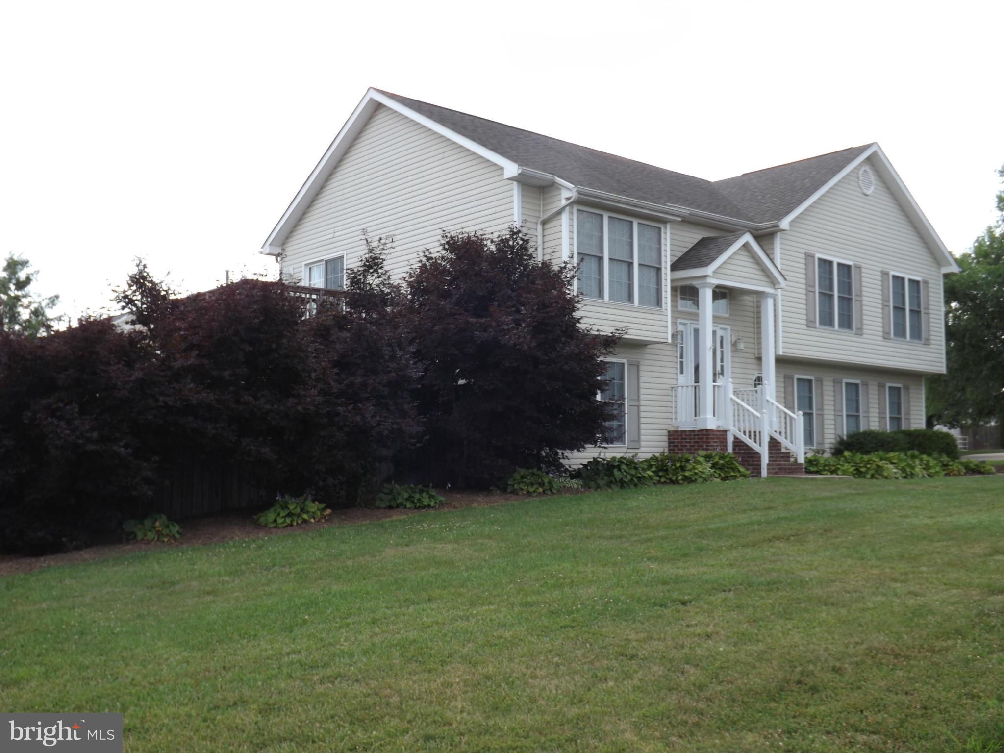 206 Goldenrod Road Winchester, VA 22602 - Photo 3 of 21 Exterior (Front)