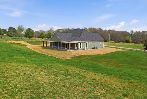 $849,900 | 736 Stewart Gin Road, Liberty, SC 29657