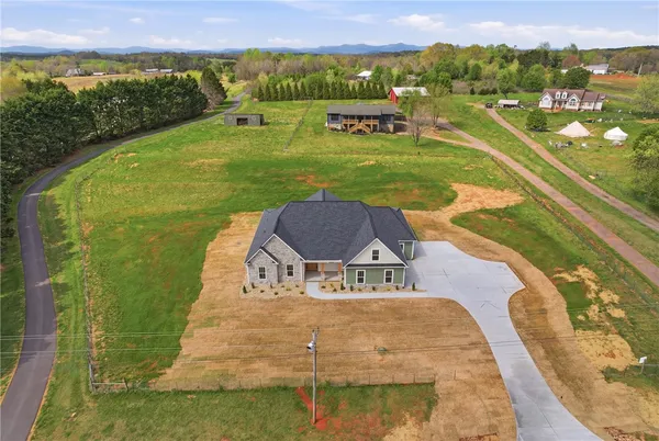 $849,900 | 736 Stewart Gin Road, Liberty, SC 29657