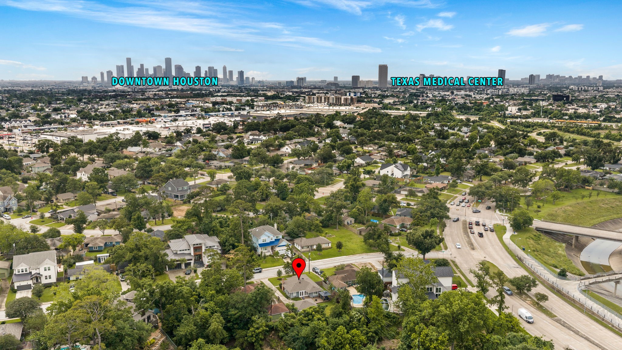 1115 Woodhill Road Houston, TX 77008 - Photo 20 of 29 One of the largest lots in Timbergrove. Property line goes to middle of Turkey Gulch.