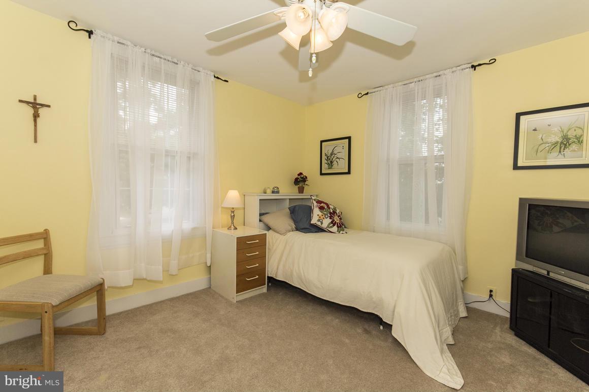 4719 Ridgeway Avenue Baltimore, MD 21206 - Photo 21 of 30 Bedroom