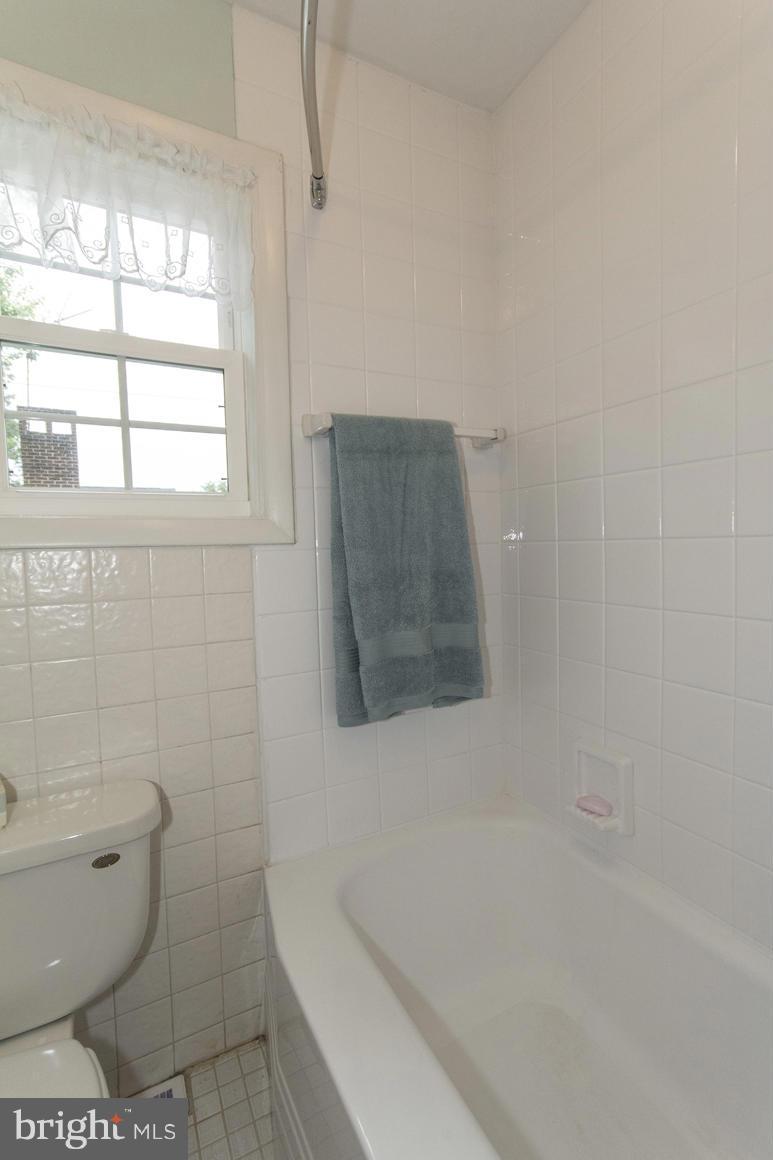 4719 Ridgeway Avenue Baltimore, MD 21206 - Photo 22 of 30 Bath