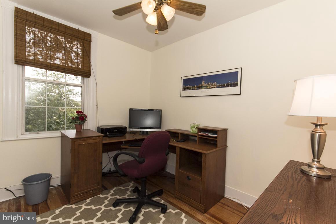 4719 Ridgeway Avenue Baltimore, MD 21206 - Photo 24 of 30 Bedroom