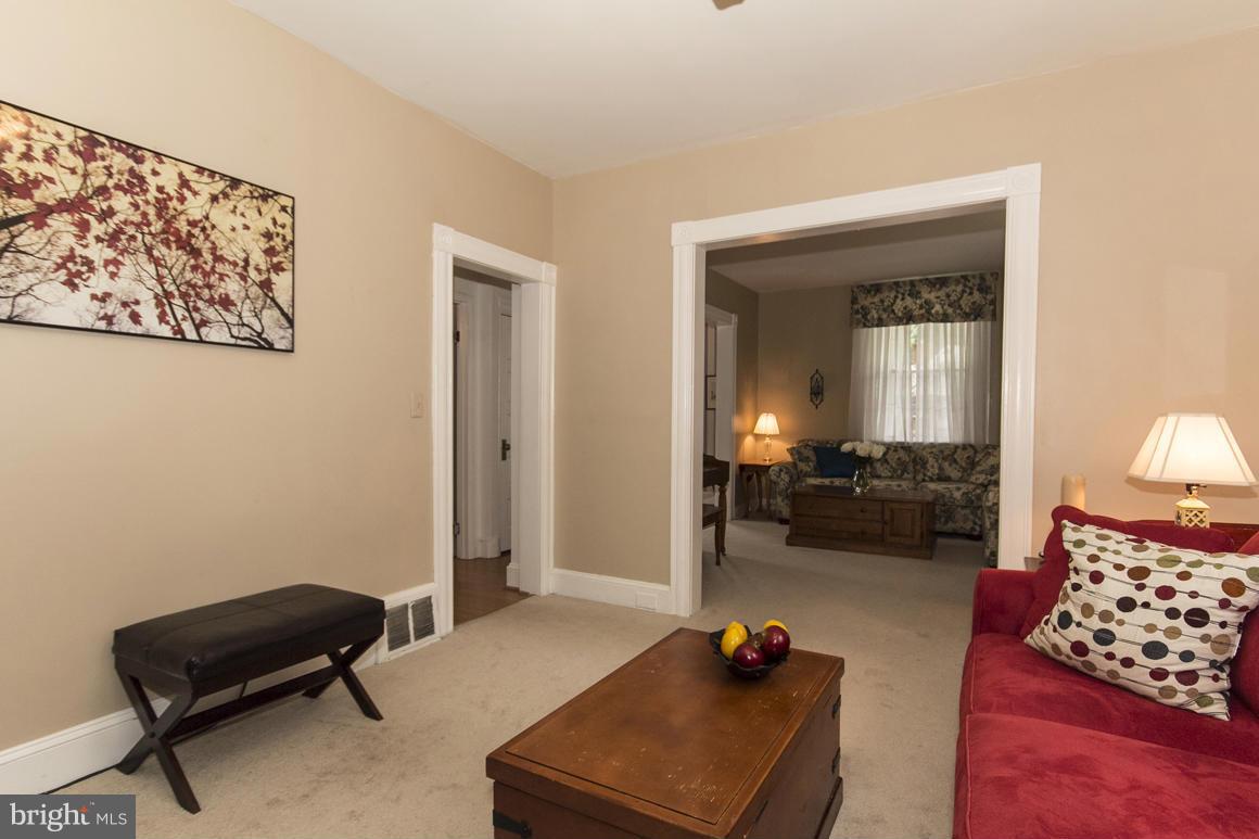4719 Ridgeway Avenue Baltimore, MD 21206 - Photo 25 of 30 Family Room
