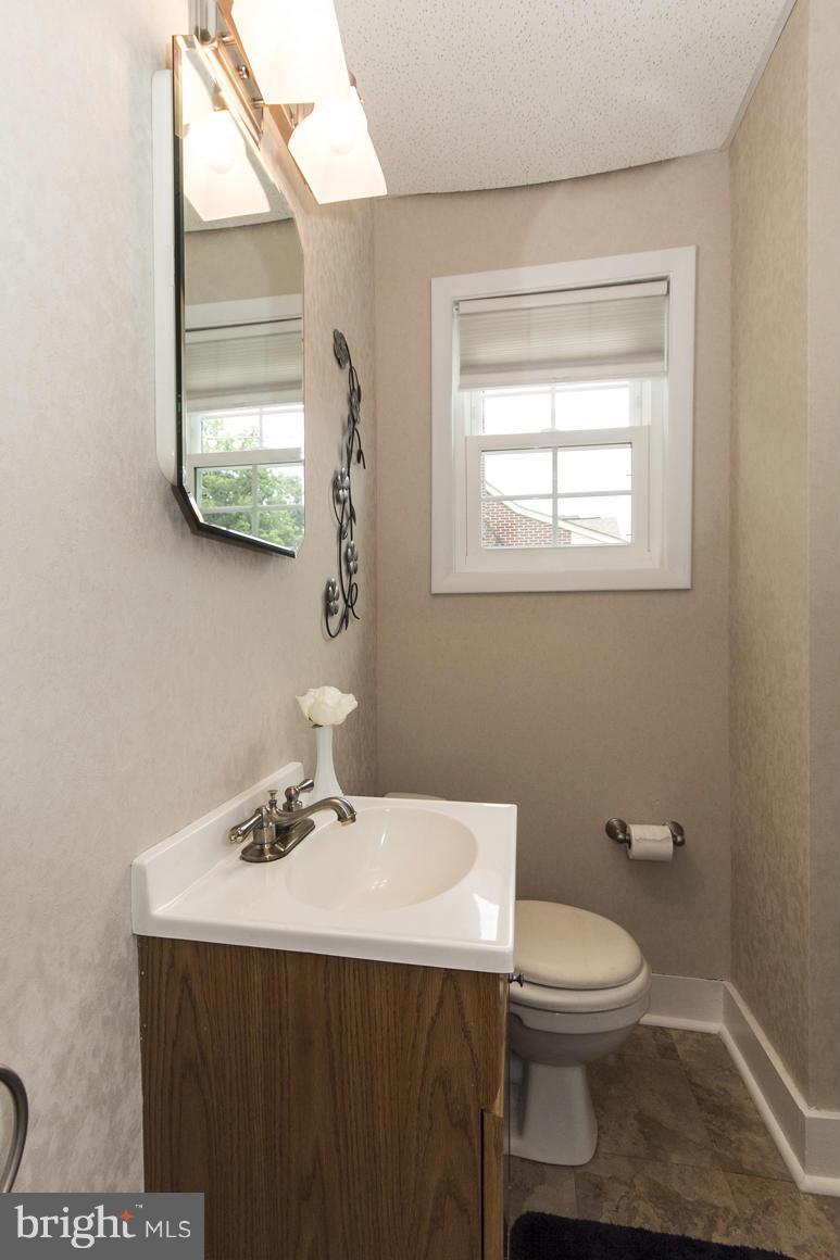 4719 Ridgeway Avenue Baltimore, MD 21206 - Photo 28 of 30 Bath
