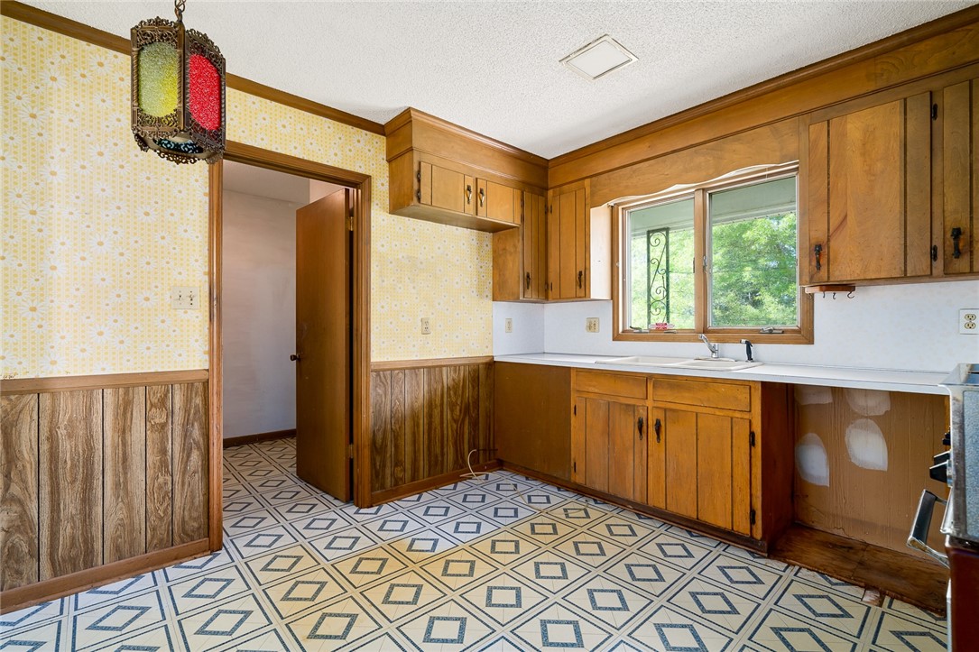 406 Chaumont Road Anderson, SC 29625 - Photo 10 of 33 Gallery Image 10