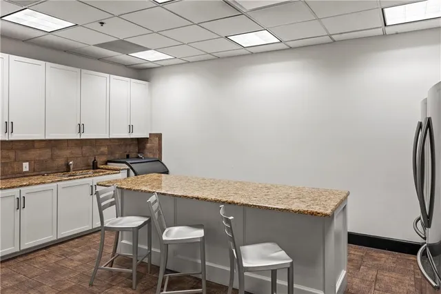 $400,000 | 1101 Walnut Street, Unit 1507, Kansas City, MO 64106