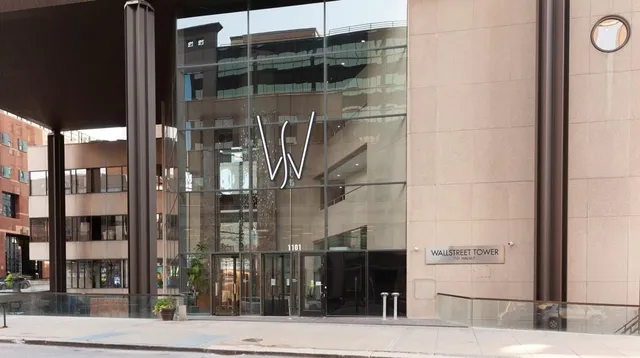 $400,000 | 1101 Walnut Street, Unit 1507, Kansas City, MO 64106