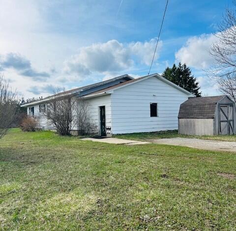 23180 3 Mile Road Reed City, MI 49677 - Photo 2 of 13 2