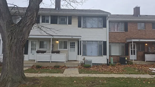 $54,900 | 141 Hemlock Street, Park Forest, IL 60466