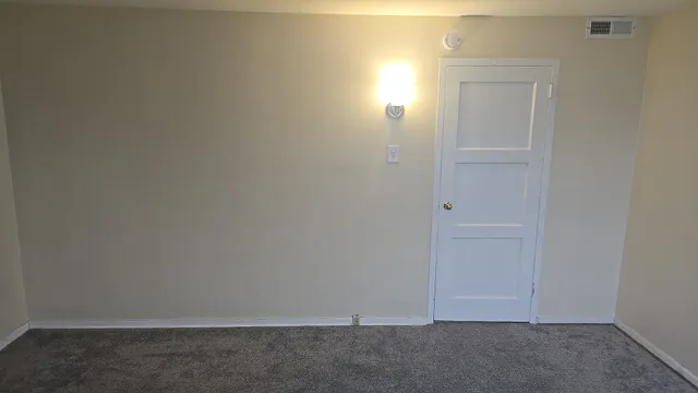 $54,900 | 141 Hemlock Street, Park Forest, IL 60466