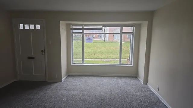 $54,900 | 141 Hemlock Street, Park Forest, IL 60466