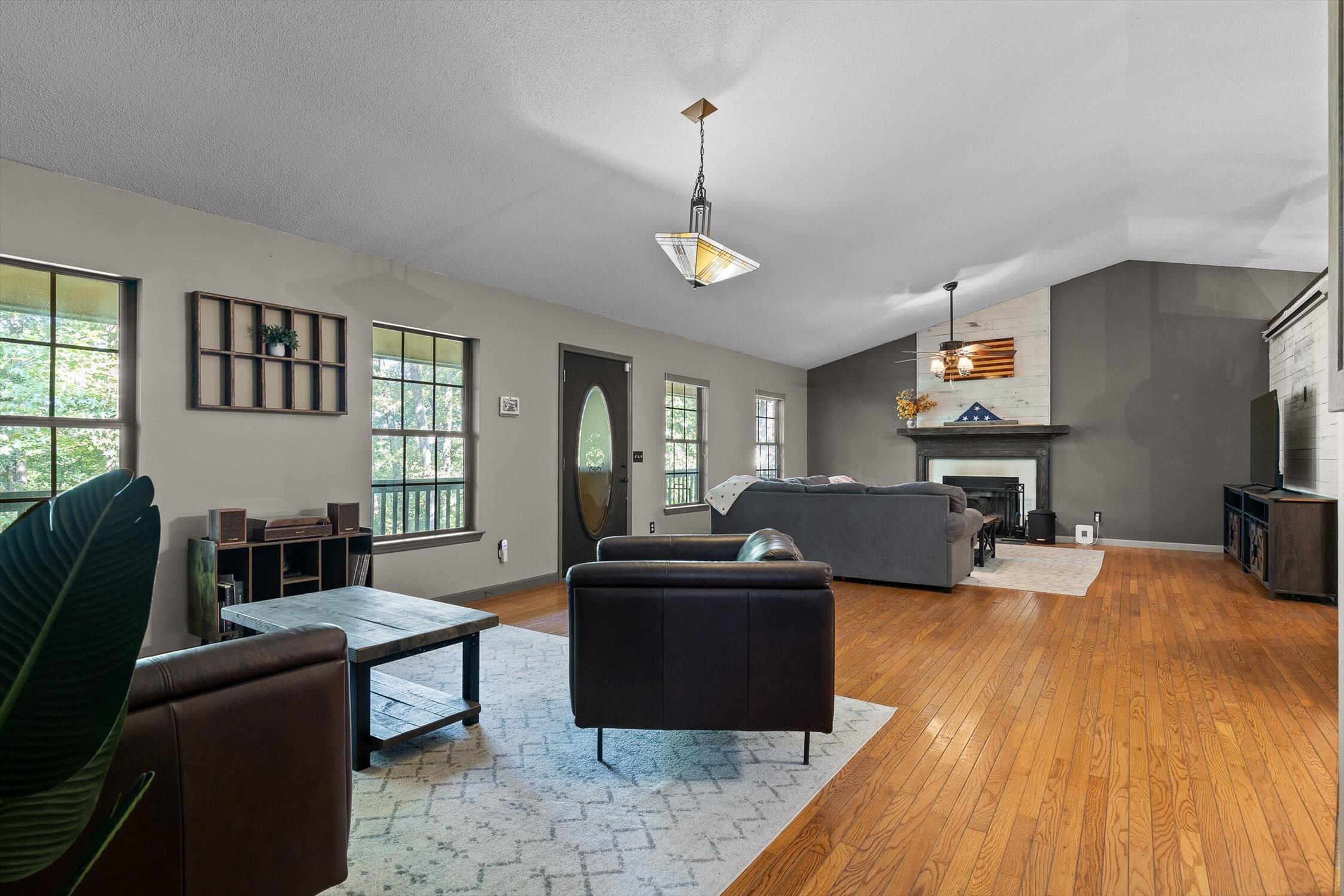 6300 Davis Hill Road Harrison, TN 37341 - Photo 6 of 51 12-Davis Hill-11