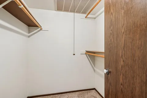 $155,000 | 5200 South Tuckaway Boulevard, Unit 107A, Greenfield, WI 53221