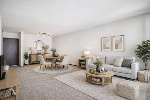 $155,000 | 5200 South Tuckaway Boulevard, Unit 107A, Greenfield, WI 53221