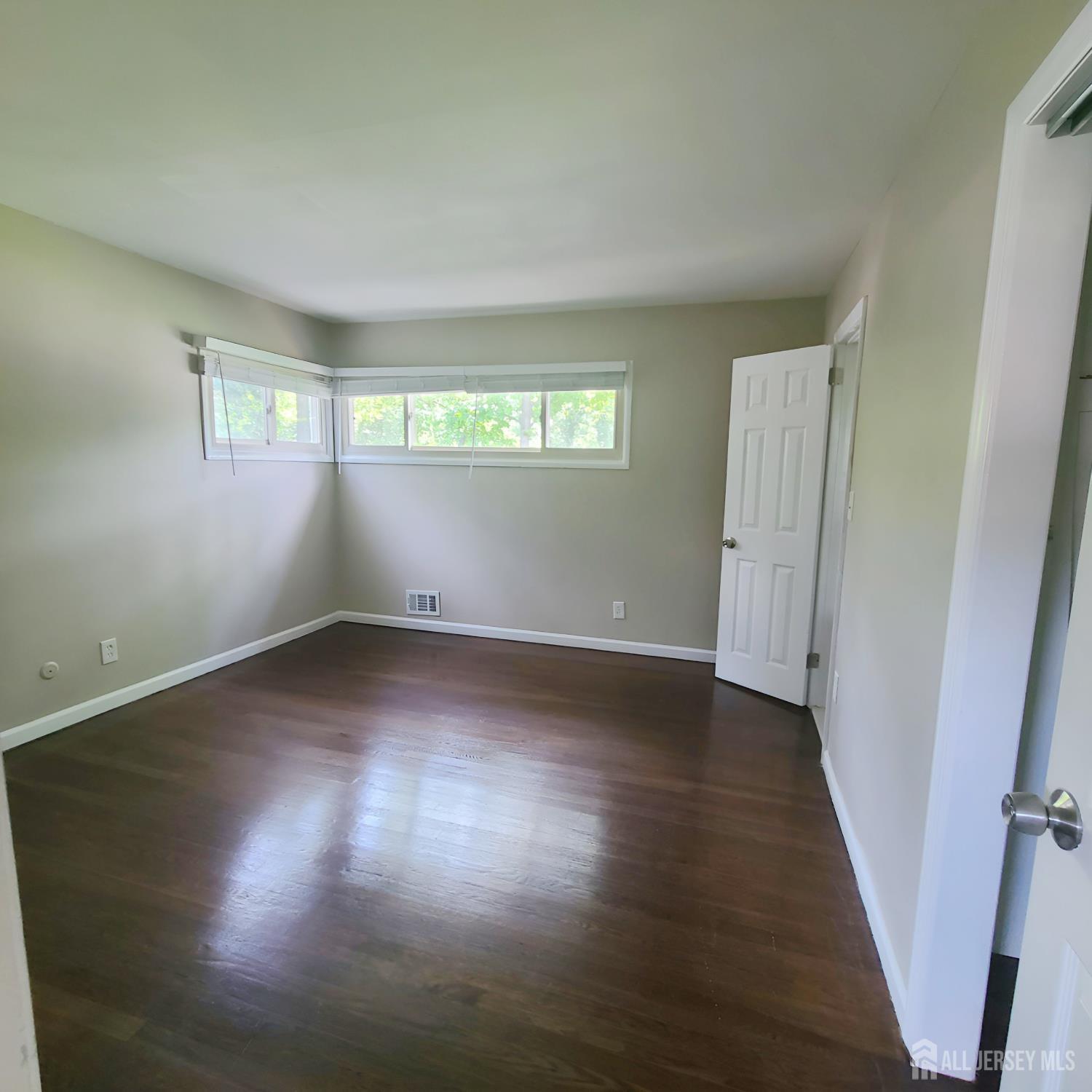 15 Clemson Road Old Bridge, NJ 08859 - Photo 8 of 20
