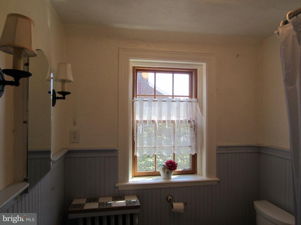 1305 Hillcrest Road Lancaster, PA 17603 - Photo 18 of 33 Gallery Image 18