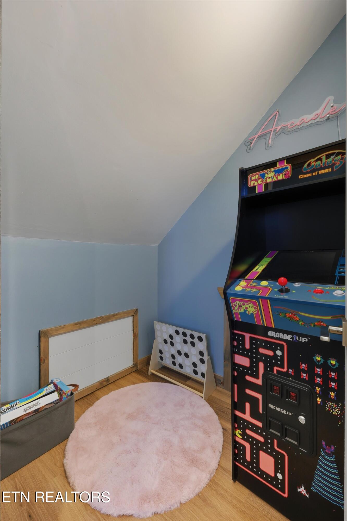 591 Warbonnet Way Pigeon Forge, TN 37863 - Photo 27 of 44 3rd Bedroom on Upper Level