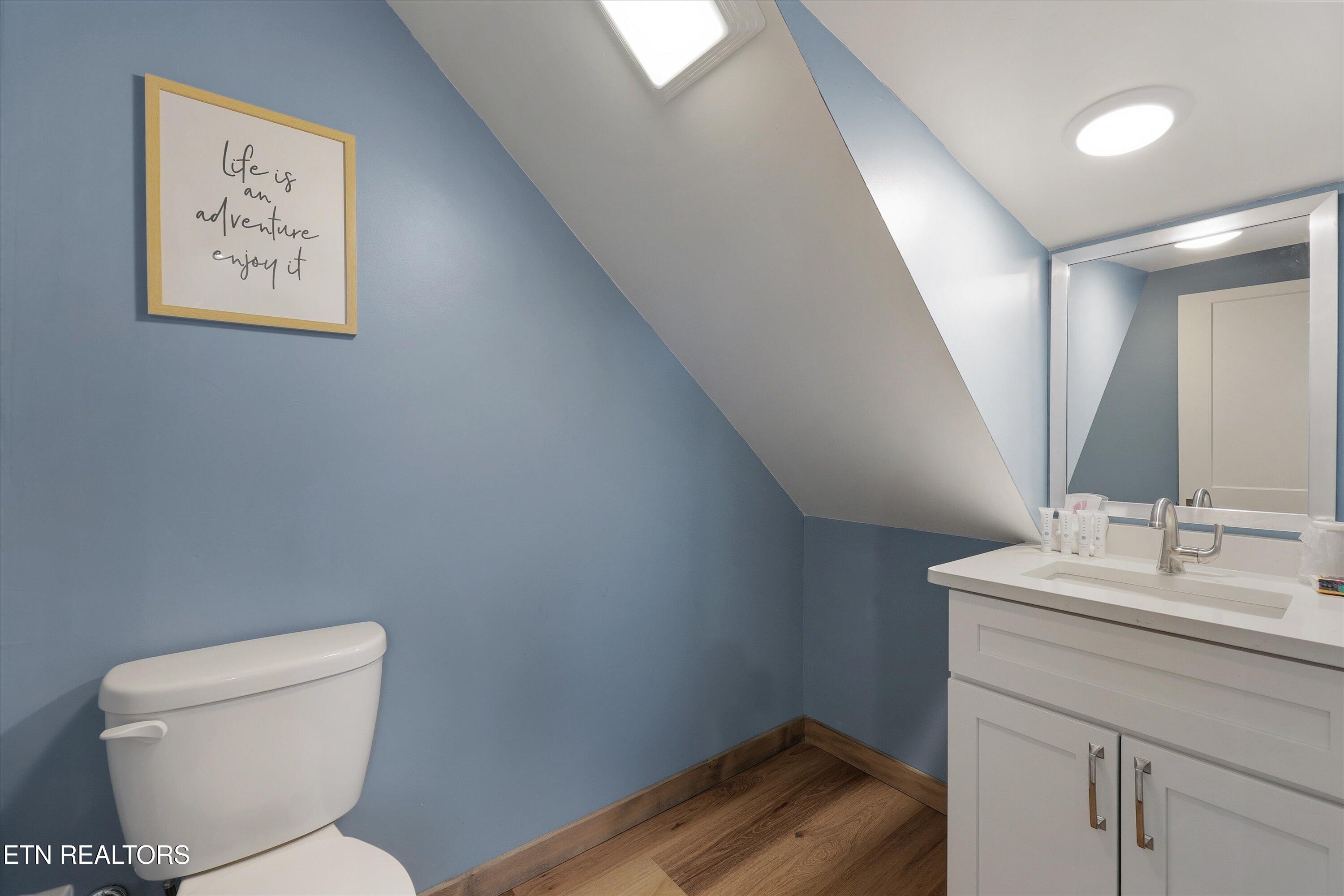 591 Warbonnet Way Pigeon Forge, TN 37863 - Photo 28 of 44 3rd Bathroom on Upper Level