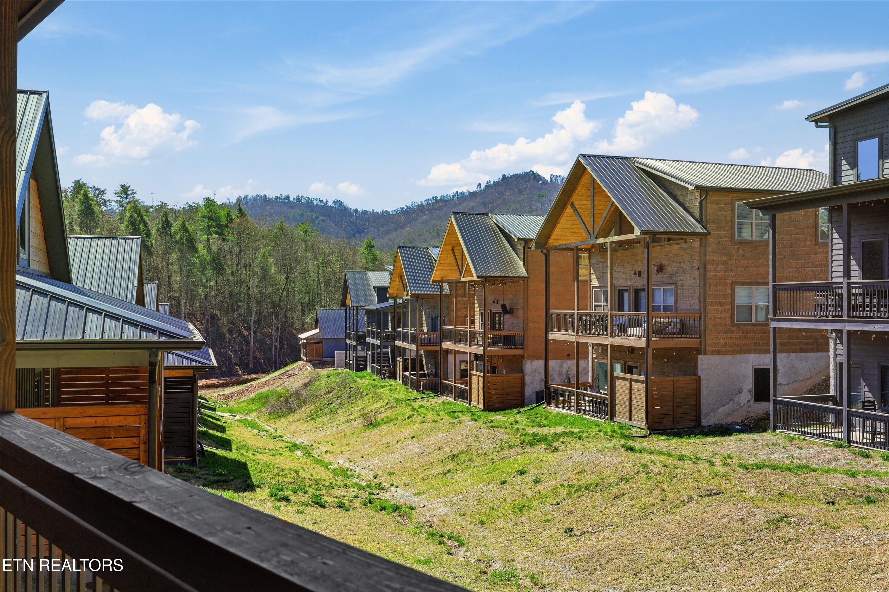 591 Warbonnet Way Pigeon Forge, TN 37863 - Photo 39 of 44 Scenic Mountain Views