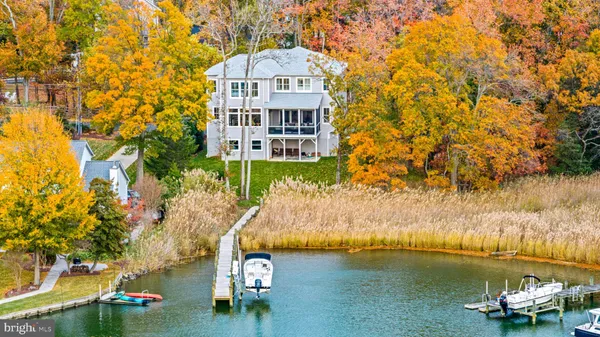 $3,495,000 | 90 East Lake Drive, Annapolis, MD 21403