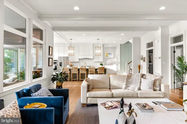 $3,495,000 | 90 East Lake Drive, Annapolis, MD 21403