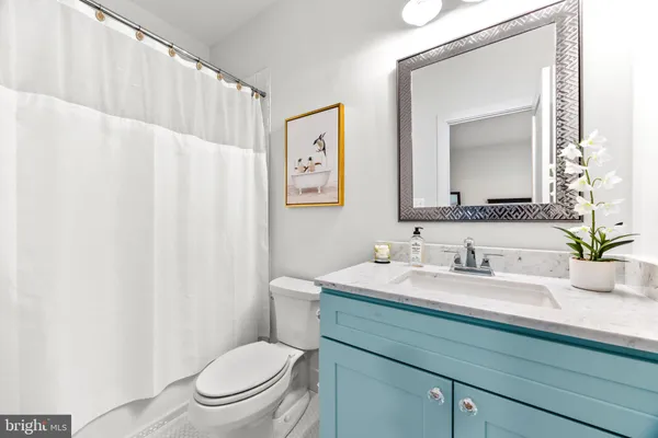 $3,495,000 | 90 East Lake Drive, Annapolis, MD 21403