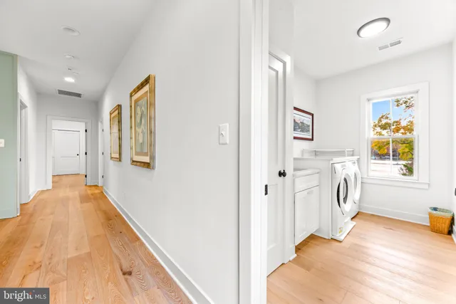 $3,795,000 | 90 East Lake Drive, Annapolis, MD 21403