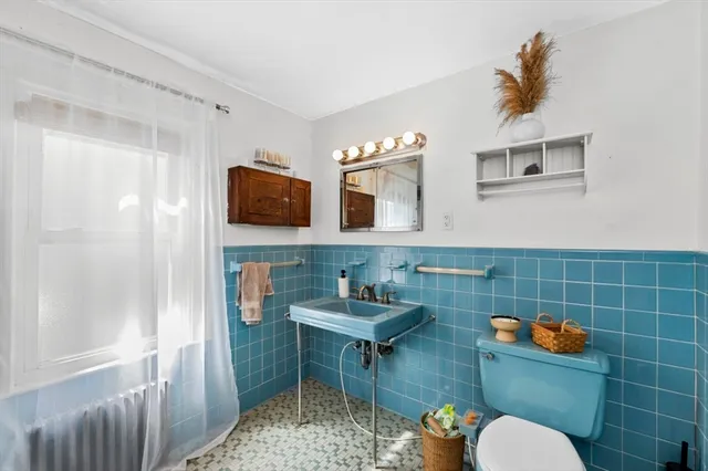 $3,500 | 28 Magnolia Street, Unit 2, Arlington, MA 02474