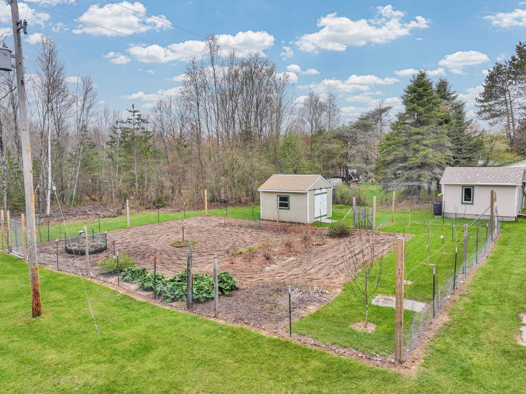 712 East 38 Road Cadillac, MI 49601 - Photo 13 of 67