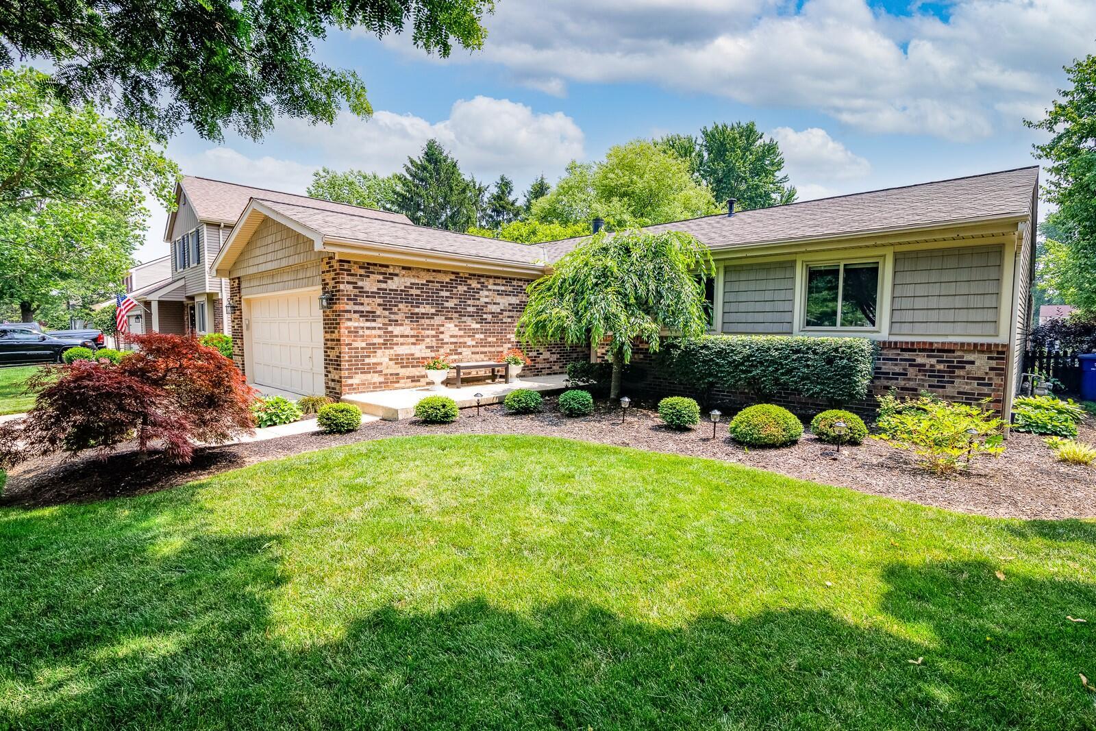2097 Smokymill Road Dublin, OH 43016 - Photo 4 of 43 2097 Smoky mill-8