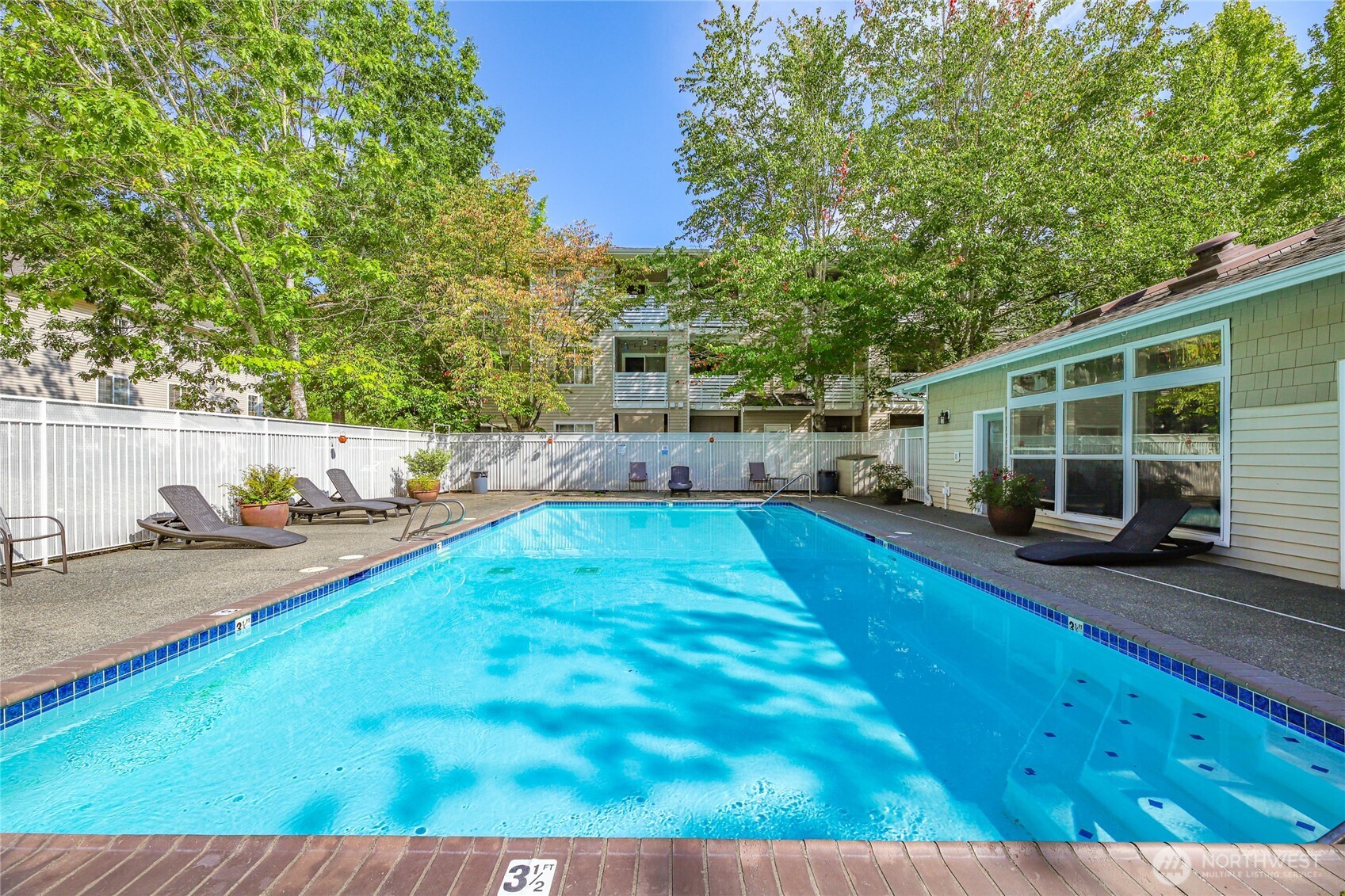 801 Rainier Avenue North, Unit E325 Renton, WA 98057 - Photo 13 of 14