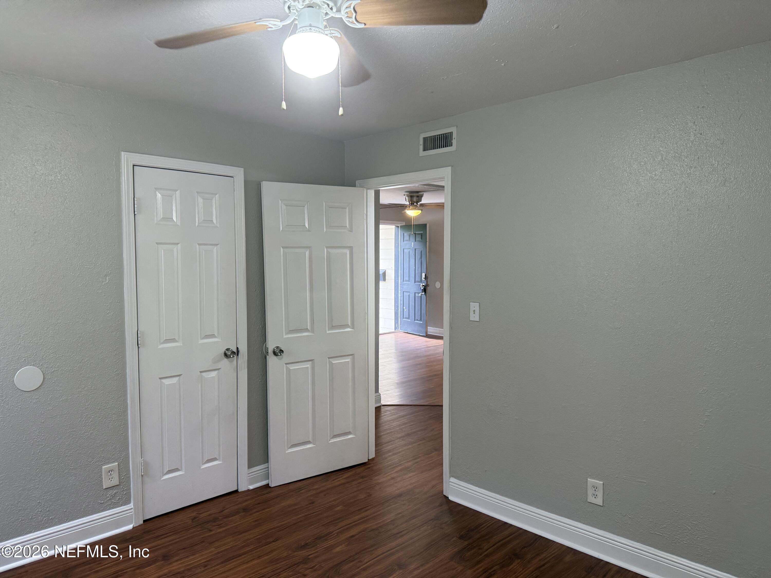 2036 Inwood Terrace, Unit B Jacksonville, FL 32207 - Photo 11 of 20 IMG_5854