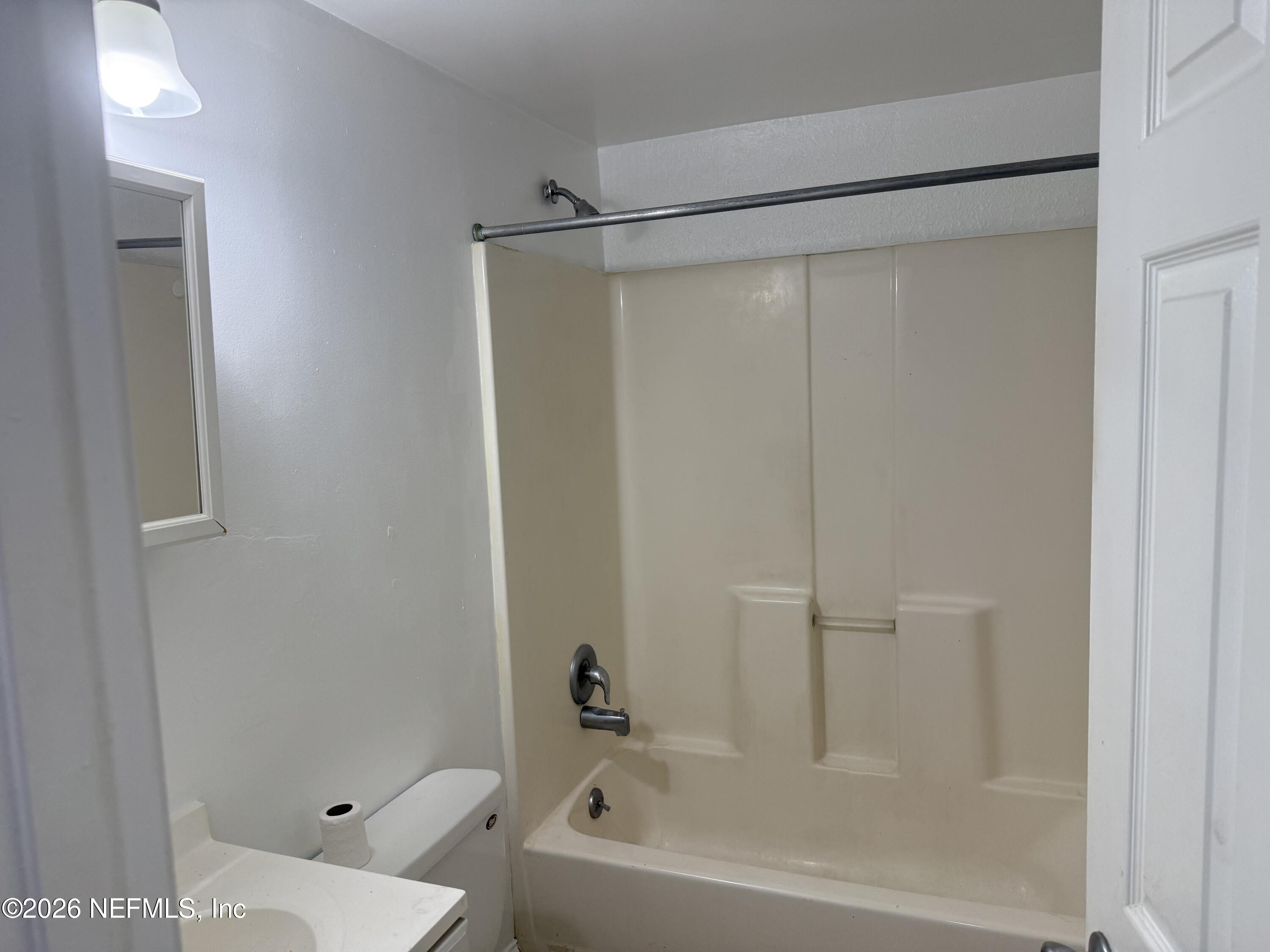 2036 Inwood Terrace, Unit B Jacksonville, FL 32207 - Photo 16 of 20 IMG_5848
