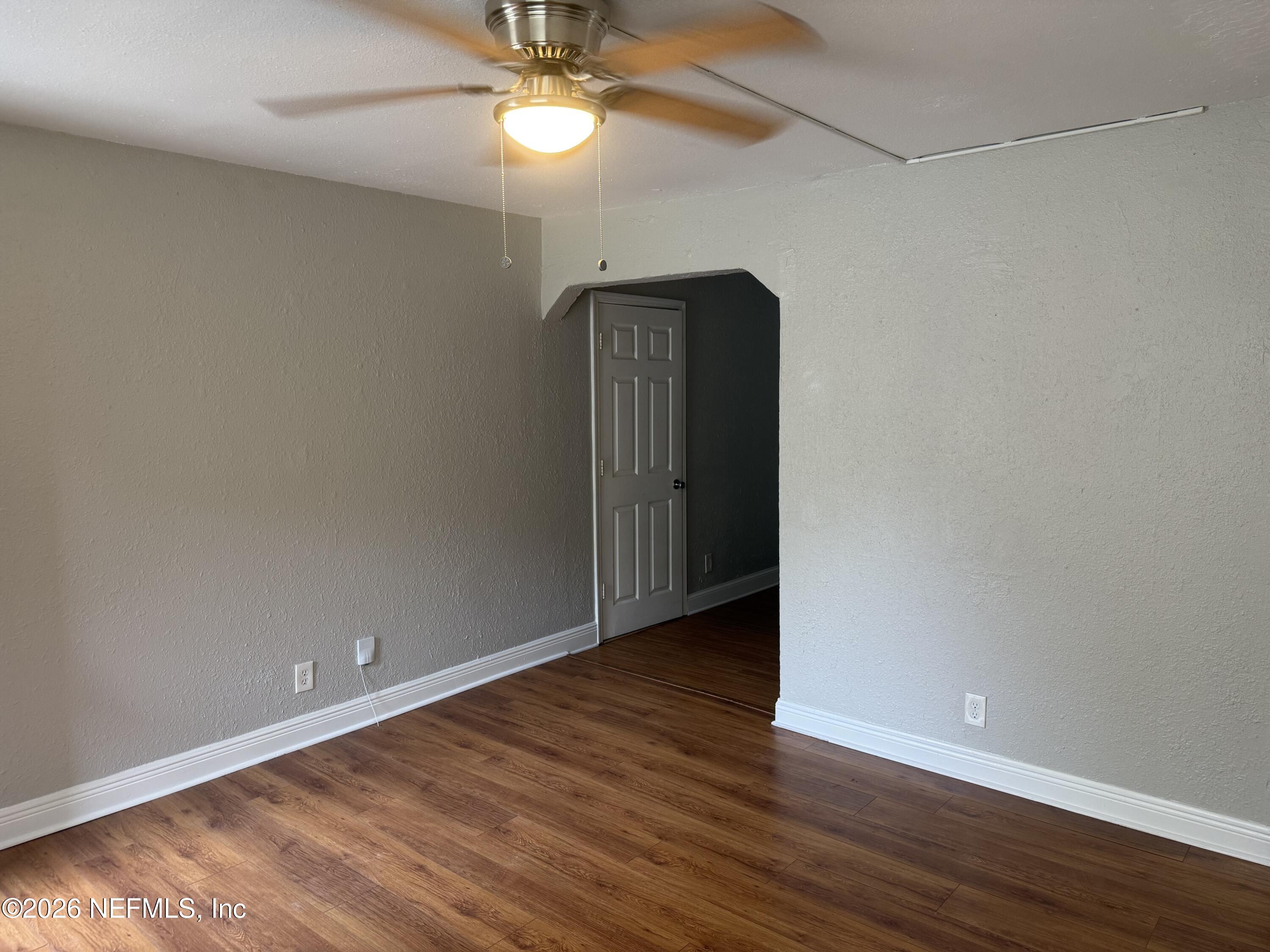 2036 Inwood Terrace, Unit B Jacksonville, FL 32207 - Photo 6 of 20 IMG_5847