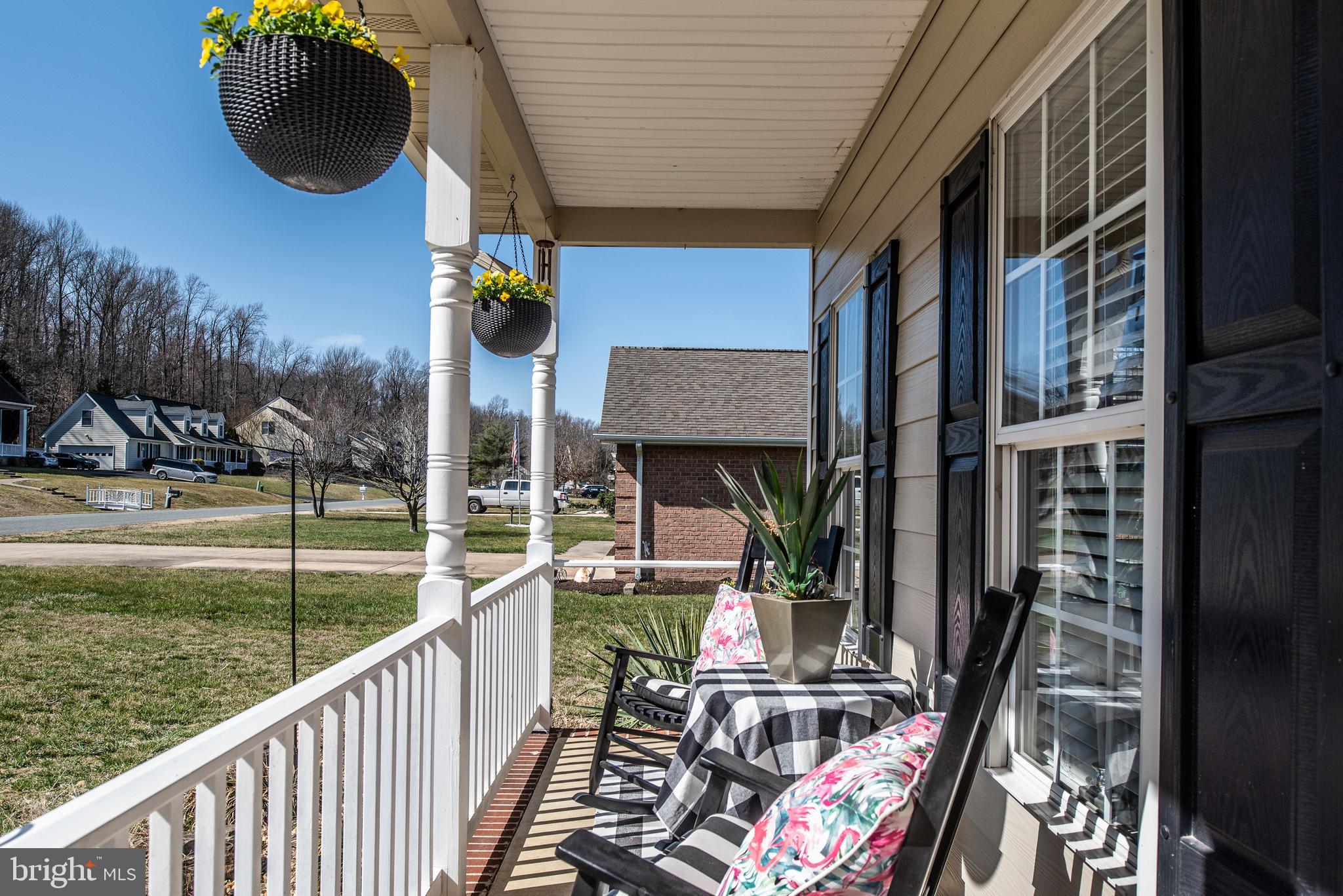 6102 Marineview Road King George, VA 22485 - Photo 7 of 59 Gallery Image 7