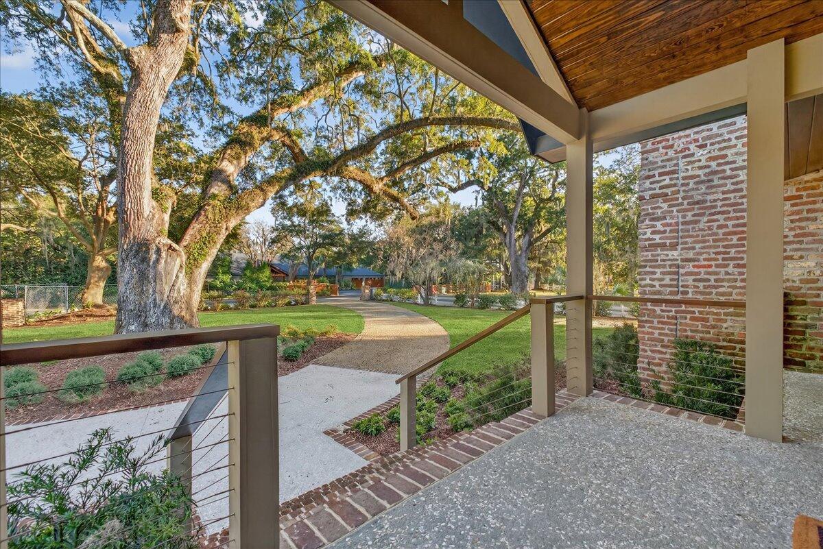 517 Pelzer Drive Mount Pleasant, SC 29464 - Photo 3 of 50 Front porch