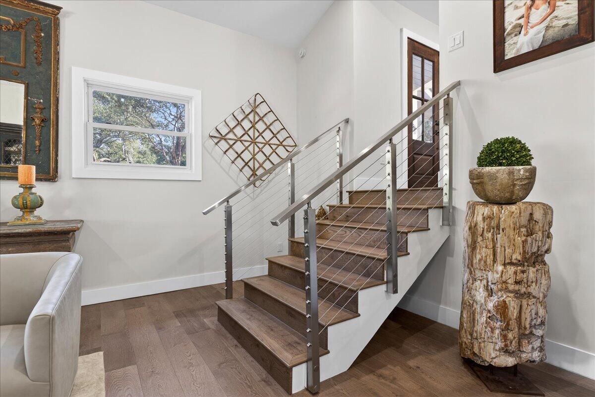 517 Pelzer Drive Mount Pleasant, SC 29464 - Photo 31 of 50 Steps to flex space/ MIL Suite