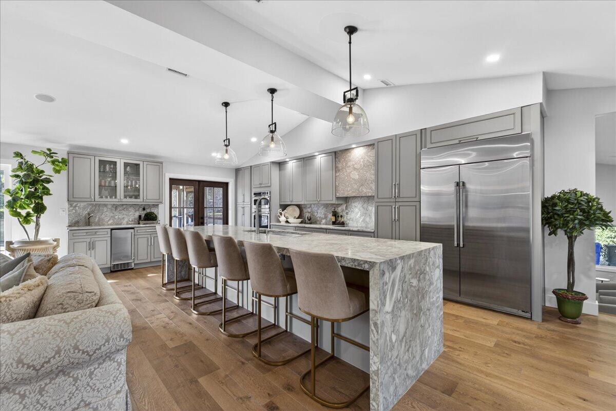 517 Pelzer Drive Mount Pleasant, SC 29464 - Photo 8 of 50 Kitchen