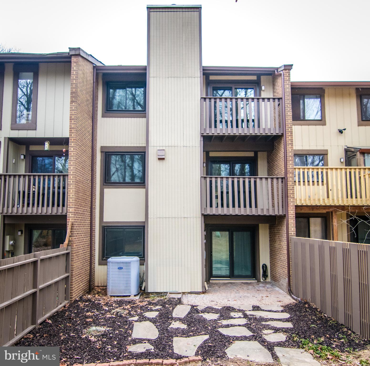 2007 Winged Foot Court Reston, VA 20191 - Photo 44 of 50 Three levels with two balconies