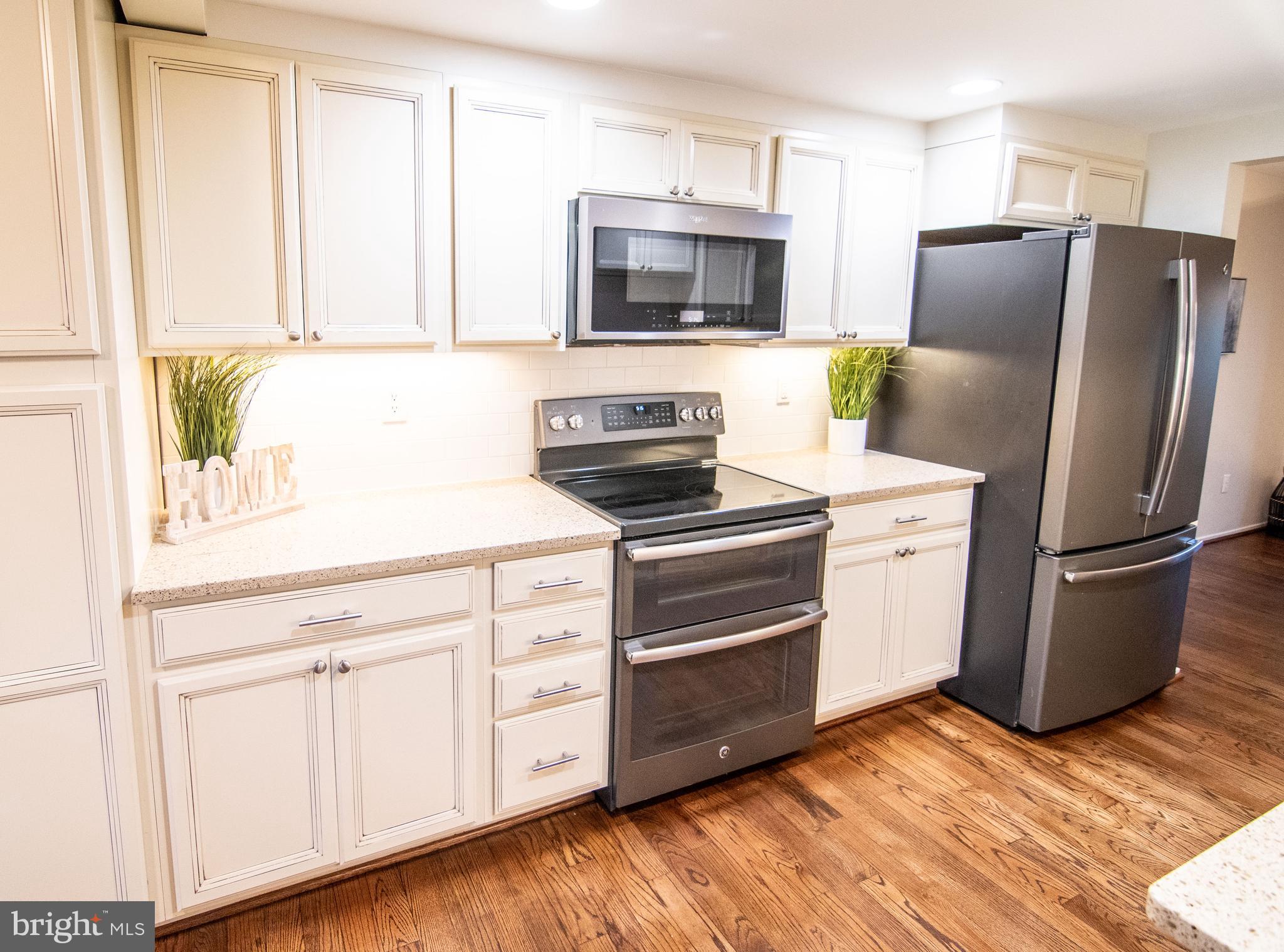 2007 Winged Foot Court Reston, VA 20191 - Photo 7 of 50 Abundant cabinet space