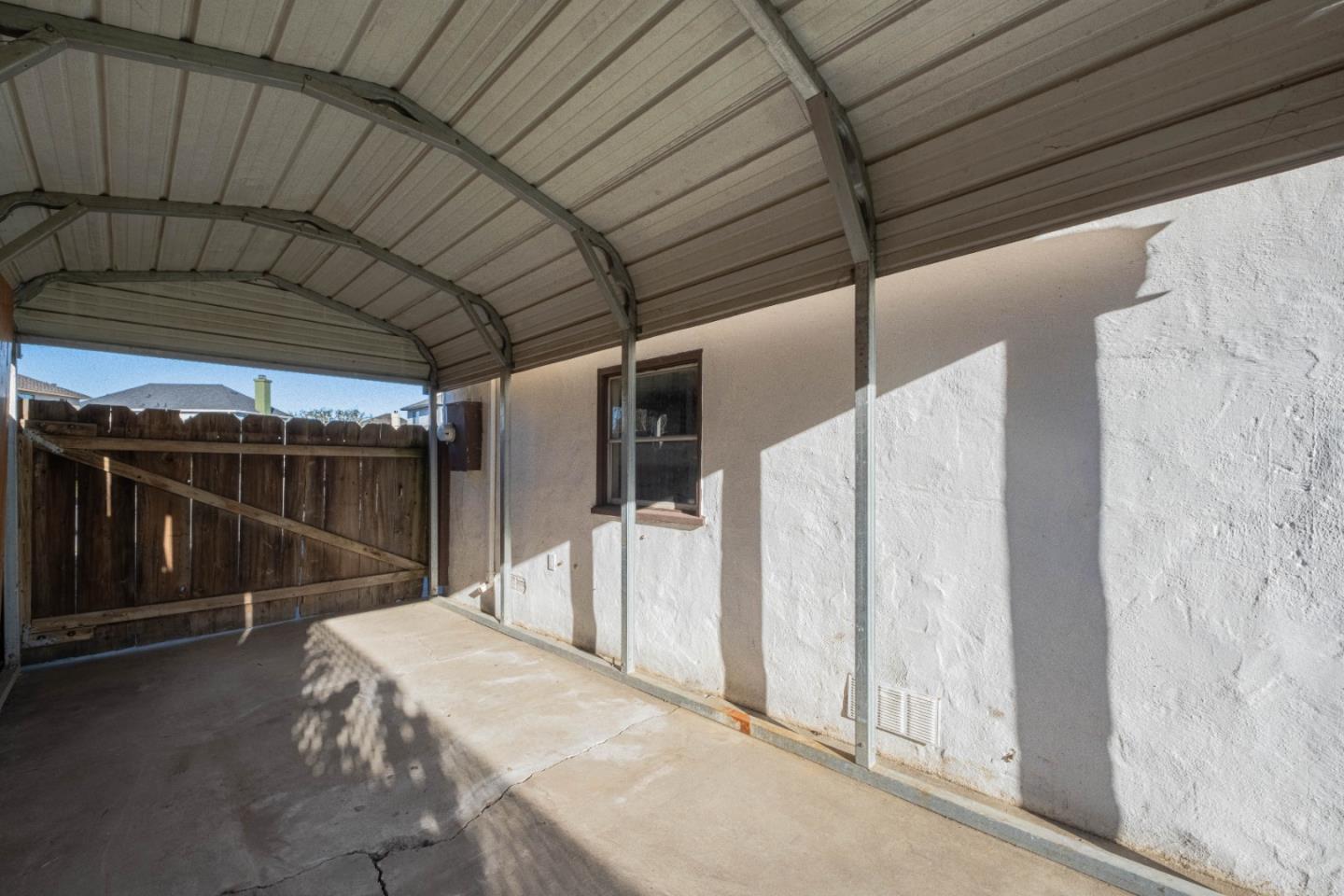 89 Clark Street Salinas, CA 93901 - Photo 31 of 35 a view of small space