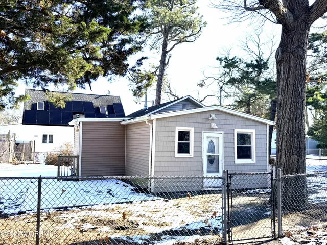 $255,000 | 517 Jackson Avenue, Brick, NJ 08723