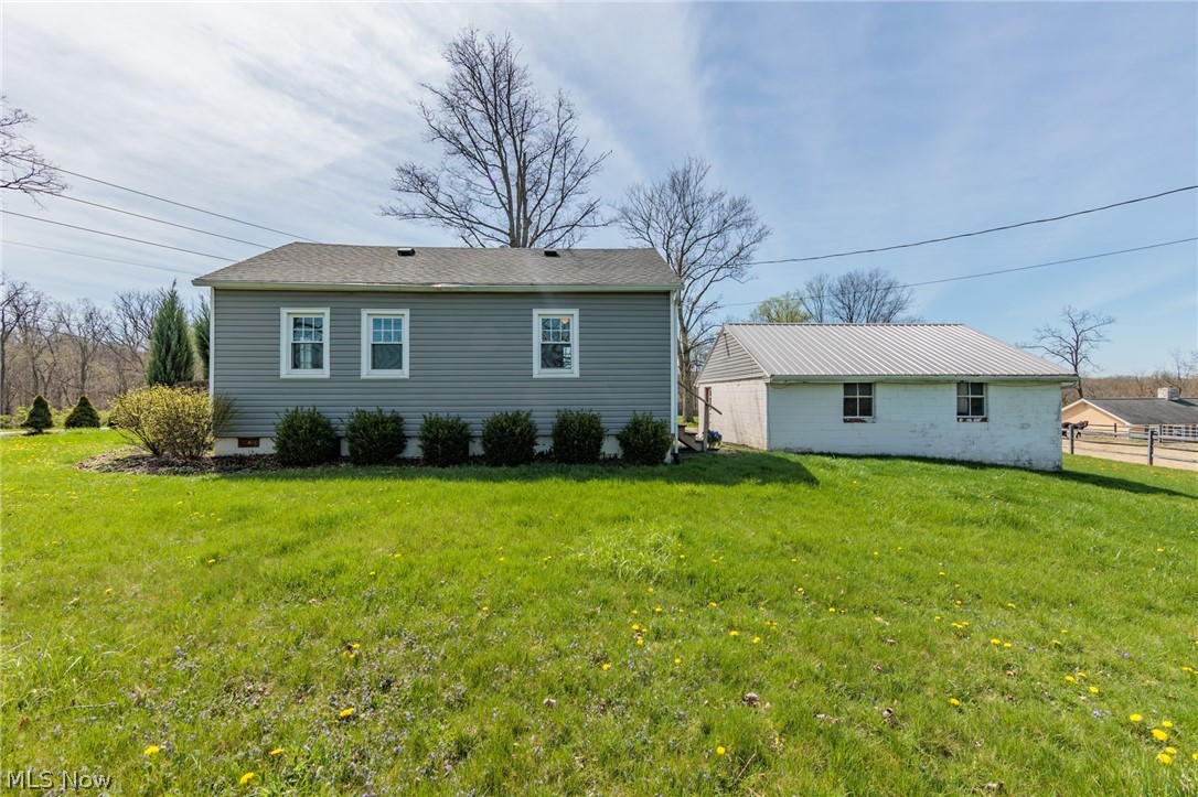 4510 Nettleton Road Medina, OH 44256 - Photo 3 of 27 Side view