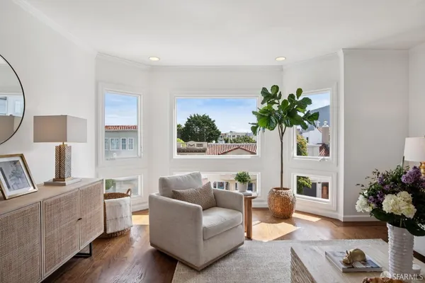 $2,600,000 | 3729 Divisadero Street, San Francisco, CA 94123