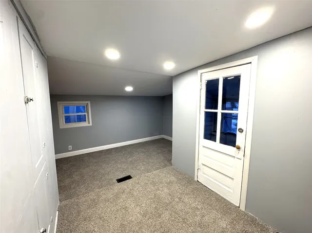 $1,000 | 306 Dehart Avenue, Endicott, NY 13760