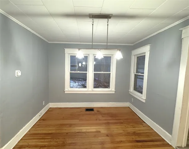 $1,000 | 306 Dehart Avenue, Endicott, NY 13760