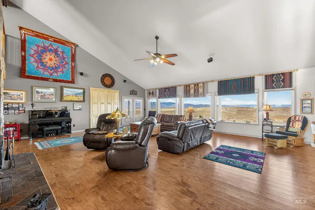 $1,600,000 | 2195 Kilborn Lane, Mesa, ID 83643