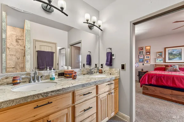 $1,600,000 | 2195 Kilborn Lane, Mesa, ID 83643